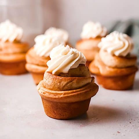 Easy Cinnamon Roll Cupcakes Recipe